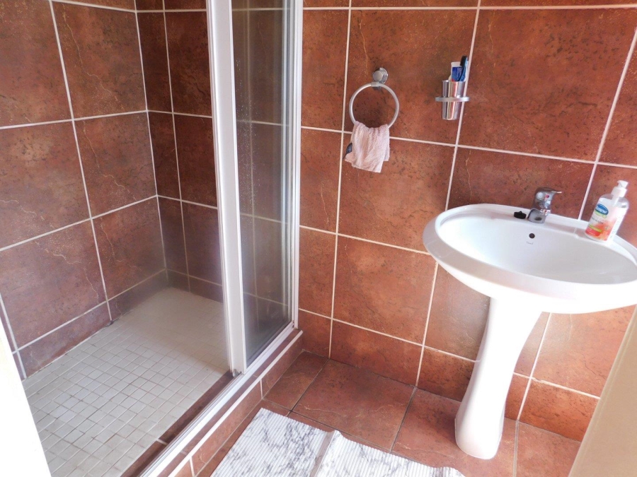 2 Bedroom Property for Sale in Sugar Bush Estate Gauteng