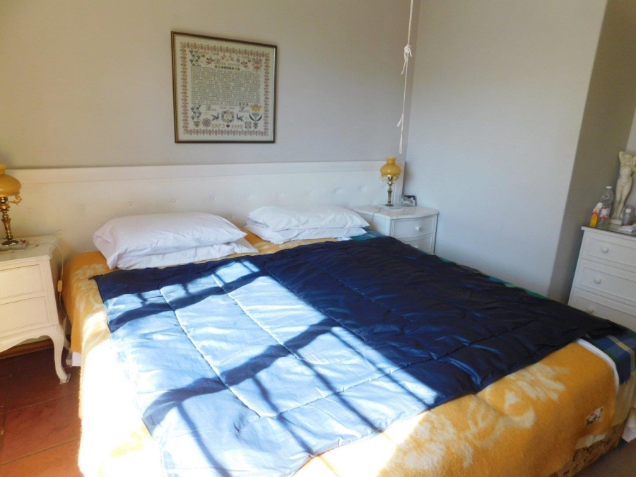 2 Bedroom Property for Sale in Noordheuwel Gauteng