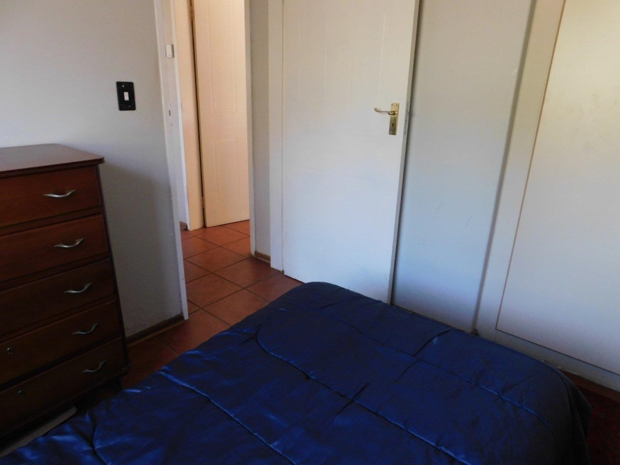 2 Bedroom Property for Sale in Noordheuwel Gauteng