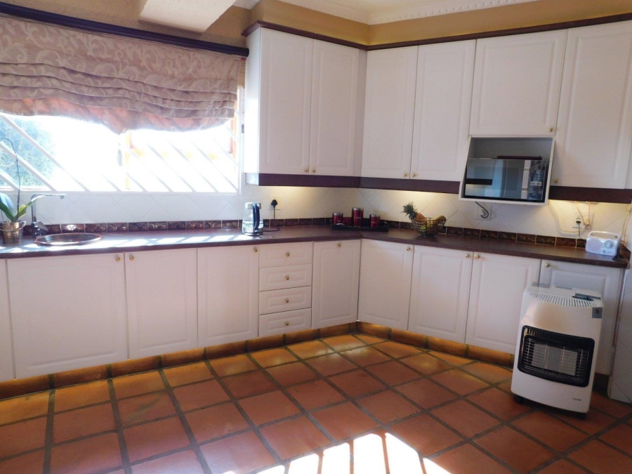 4 Bedroom Property for Sale in Noordheuwel Gauteng