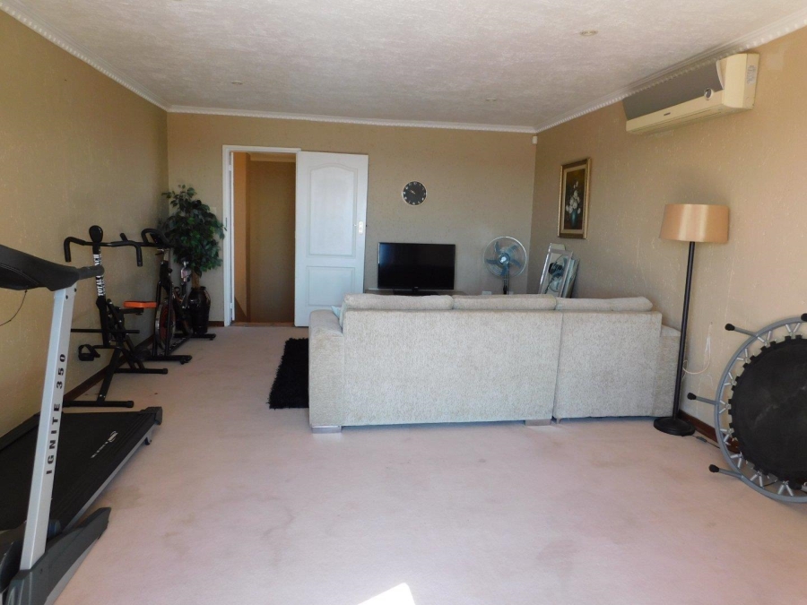 4 Bedroom Property for Sale in Noordheuwel Gauteng