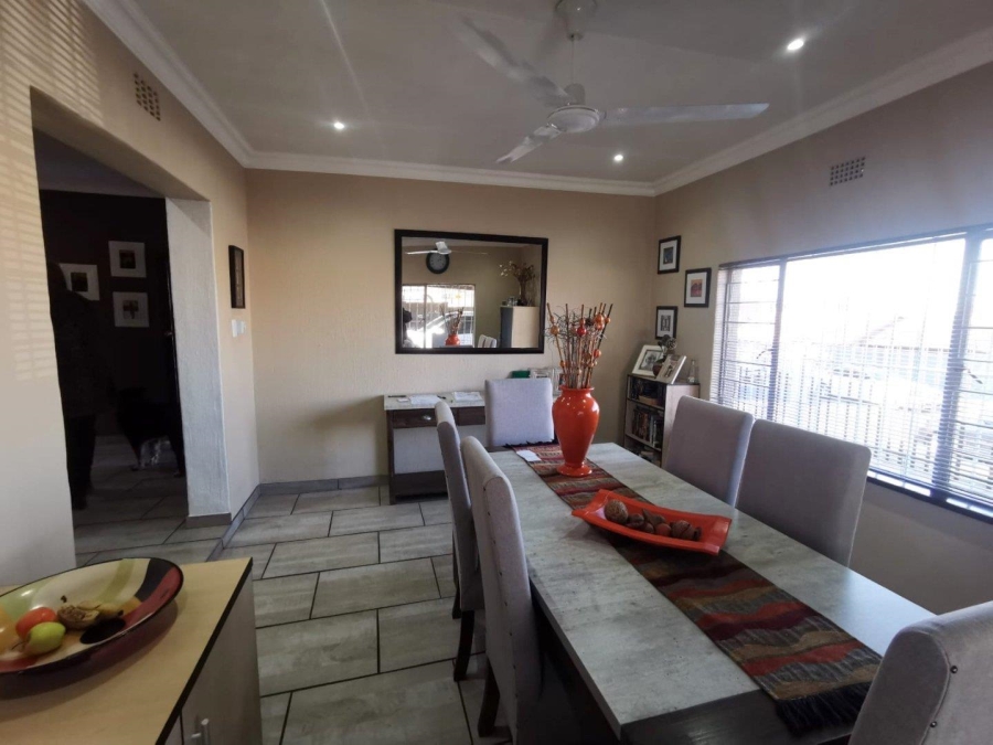 4 Bedroom Property for Sale in Witpoortjie Gauteng