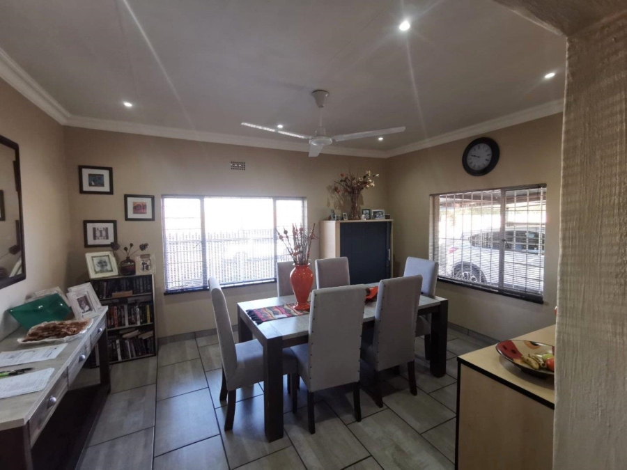 4 Bedroom Property for Sale in Witpoortjie Gauteng
