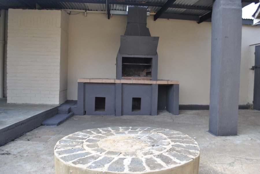 4 Bedroom Property for Sale in Krugersdorp North Gauteng