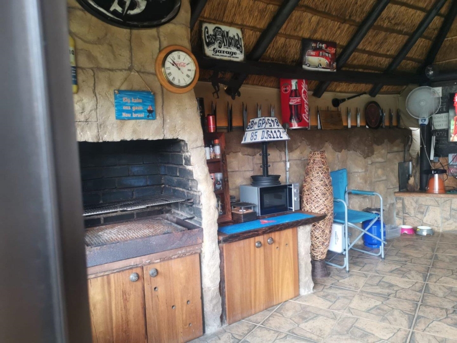 2 Bedroom Property for Sale in Lindhaven Gauteng