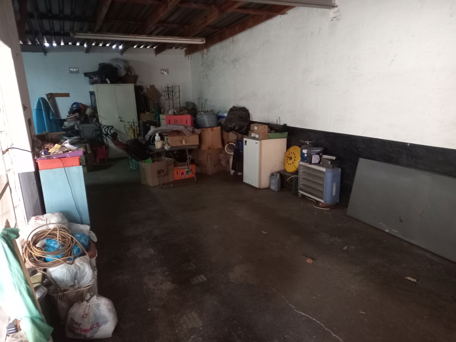 4 Bedroom Property for Sale in Greenhills Gauteng