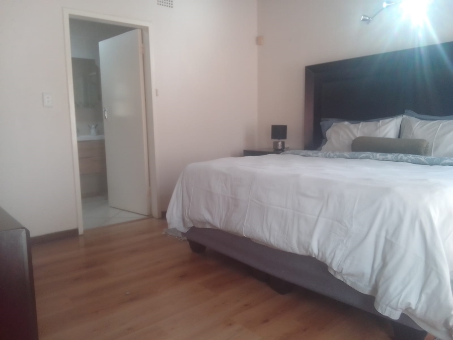 3 Bedroom Property for Sale in Kloofendal Gauteng