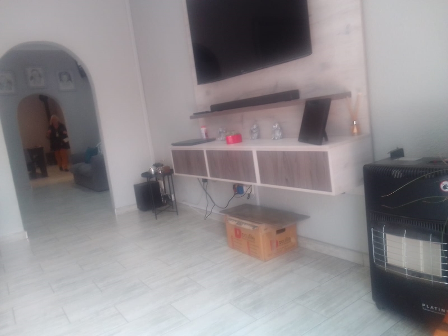 6 Bedroom Property for Sale in Discovery Gauteng