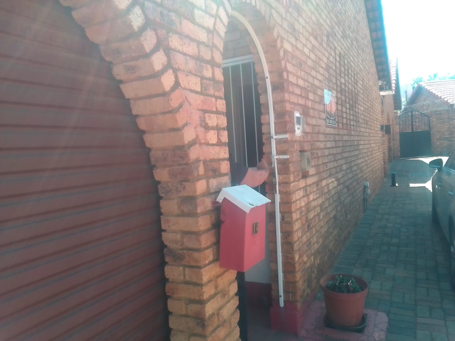 3 Bedroom Property for Sale in Homelake Gauteng