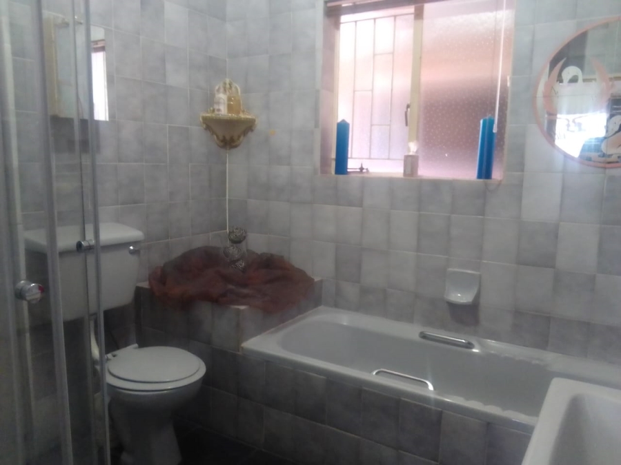 3 Bedroom Property for Sale in Homelake Gauteng