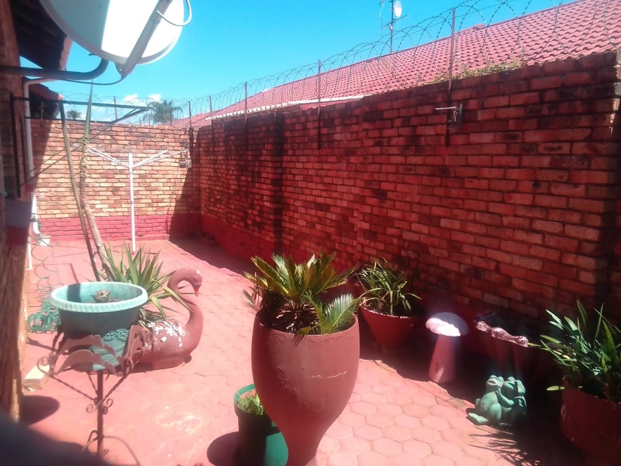 3 Bedroom Property for Sale in Homelake Gauteng