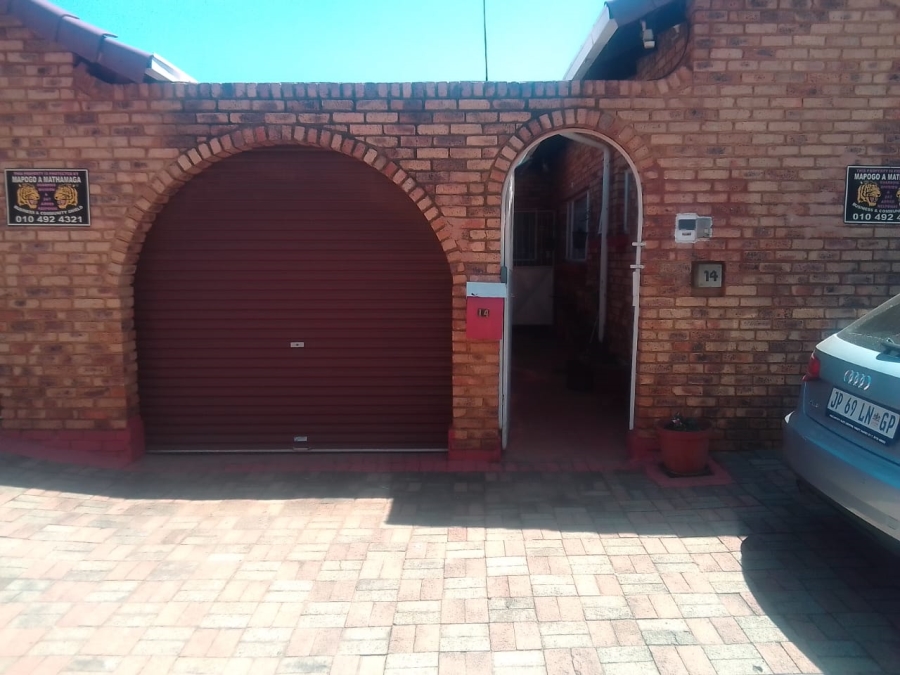 3 Bedroom Property for Sale in Homelake Gauteng