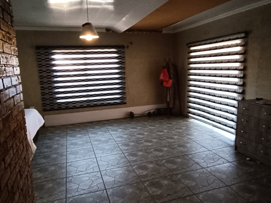 3 Bedroom Property for Sale in Toekomsrus Gauteng
