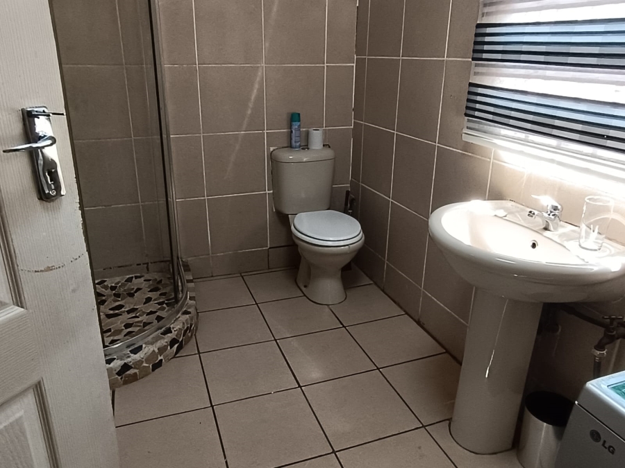 3 Bedroom Property for Sale in Toekomsrus Gauteng