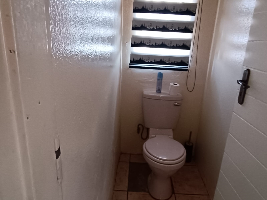 3 Bedroom Property for Sale in Toekomsrus Gauteng