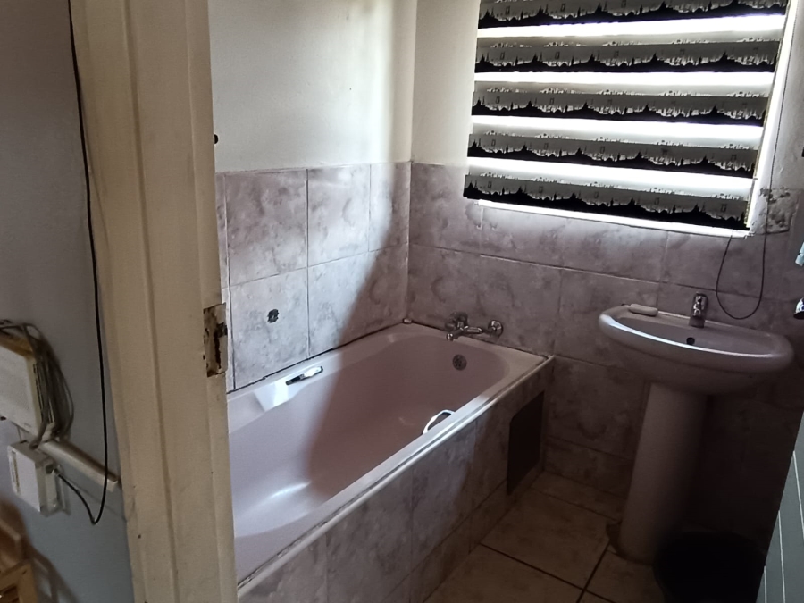 3 Bedroom Property for Sale in Toekomsrus Gauteng
