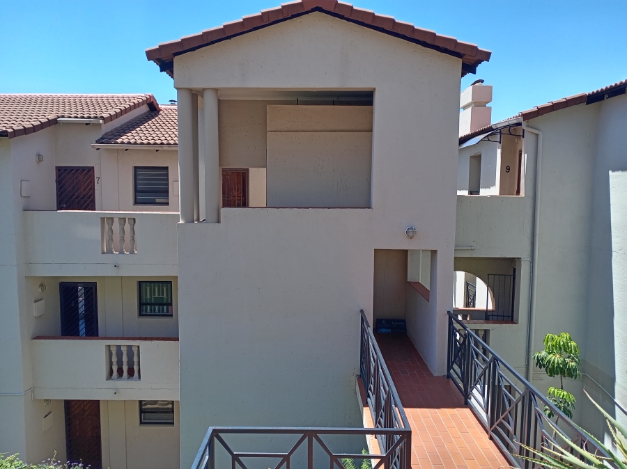 2 Bedroom Property for Sale in Constantia Kloof Gauteng