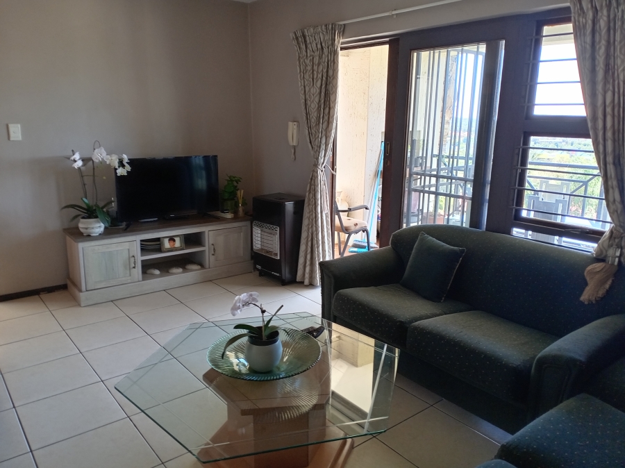 2 Bedroom Property for Sale in Constantia Kloof Gauteng