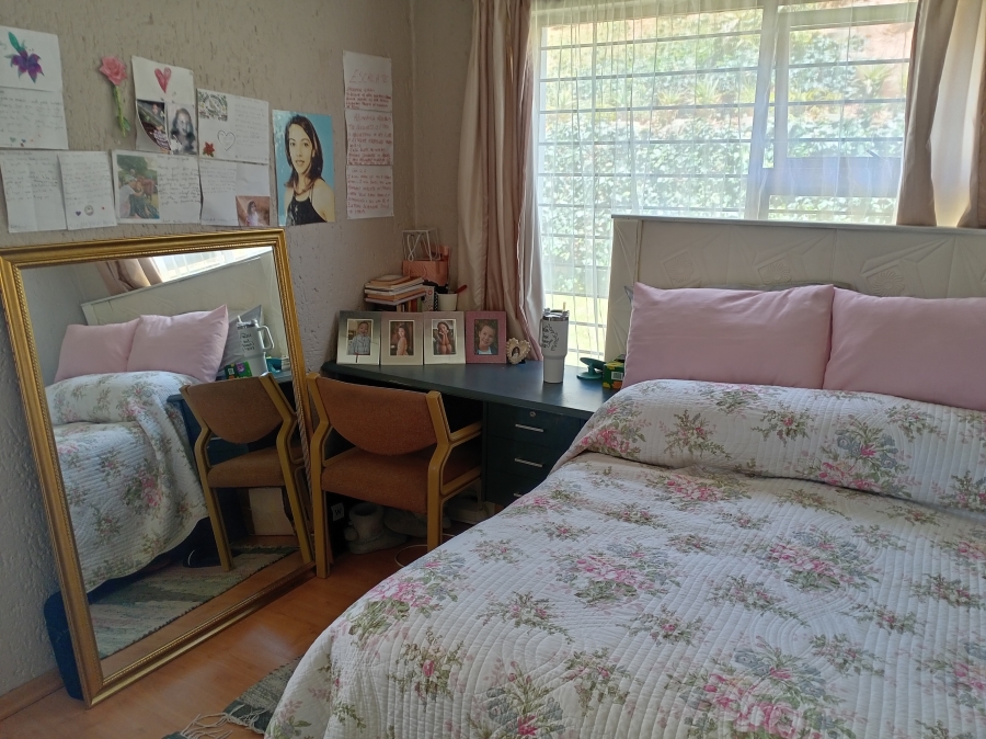 2 Bedroom Property for Sale in Constantia Kloof Gauteng