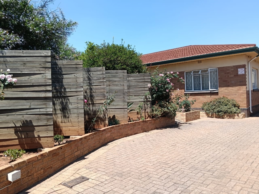4 Bedroom Property for Sale in Homelake Gauteng