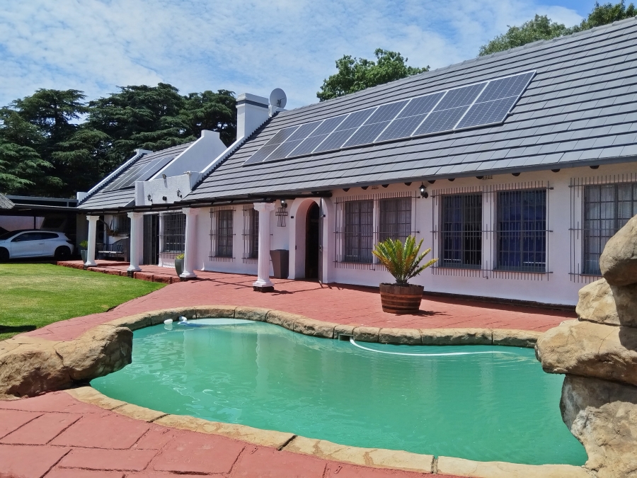 5 Bedroom Property for Sale in Krugersdorp North Gauteng