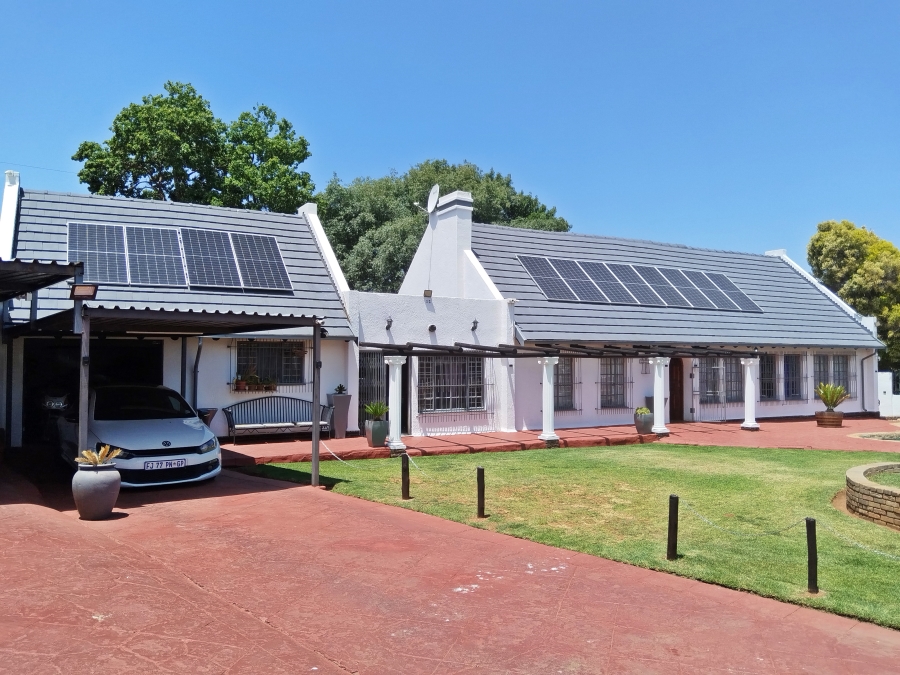 5 Bedroom Property for Sale in Krugersdorp North Gauteng