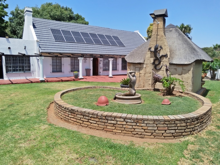 5 Bedroom Property for Sale in Krugersdorp North Gauteng