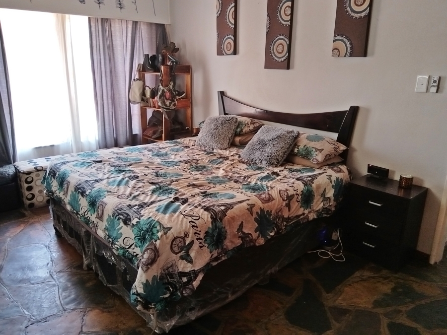 5 Bedroom Property for Sale in Krugersdorp North Gauteng