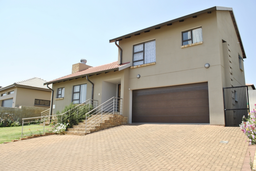 3 Bedroom Property for Sale in Wildtuinpark Gauteng