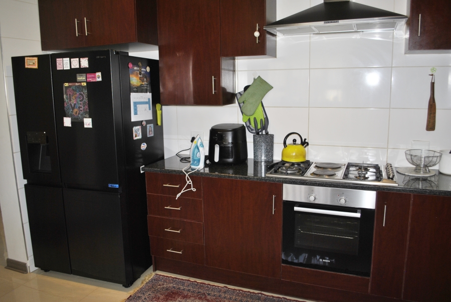 3 Bedroom Property for Sale in Wildtuinpark Gauteng