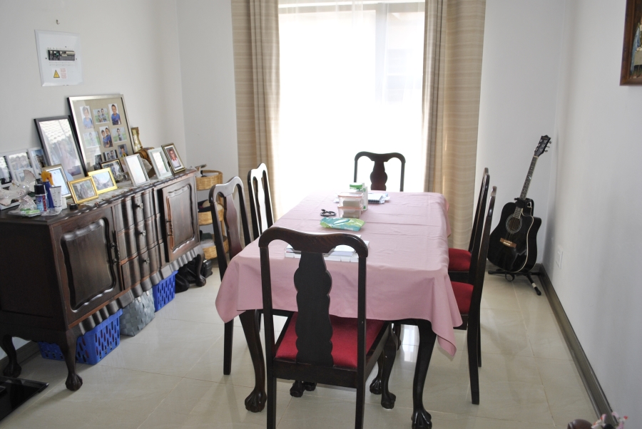 3 Bedroom Property for Sale in Wildtuinpark Gauteng