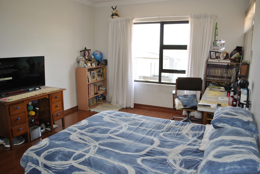 3 Bedroom Property for Sale in Wildtuinpark Gauteng