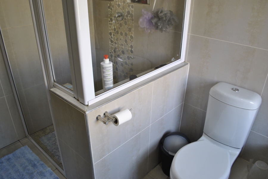 3 Bedroom Property for Sale in Wildtuinpark Gauteng