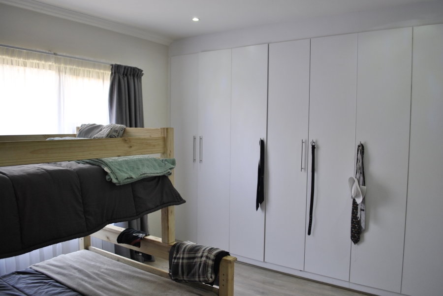 3 Bedroom Property for Sale in Wildtuinpark Gauteng