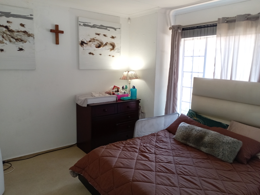 2 Bedroom Property for Sale in Honeydew Ridge Gauteng