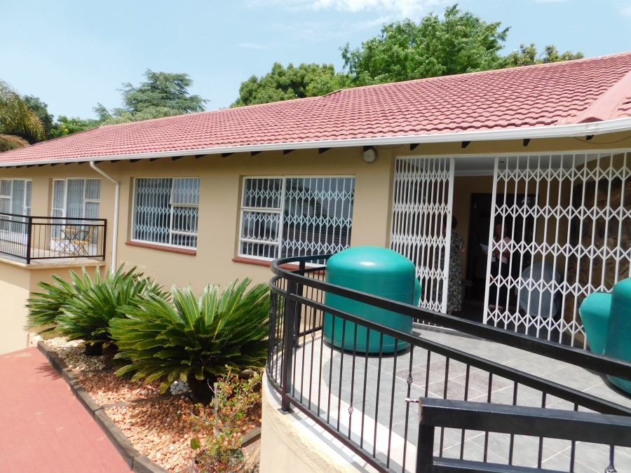 5 Bedroom Property for Sale in Noordheuwel Gauteng