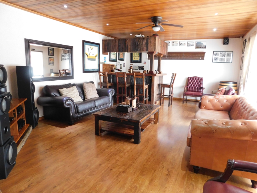 5 Bedroom Property for Sale in Noordheuwel Gauteng