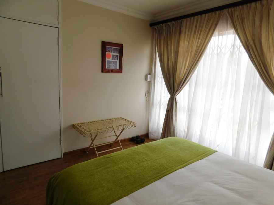 5 Bedroom Property for Sale in Noordheuwel Gauteng