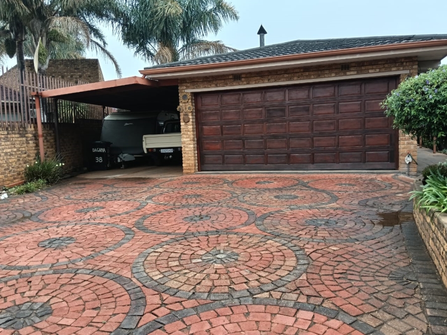 3 Bedroom Property for Sale in Culemborg Park Gauteng