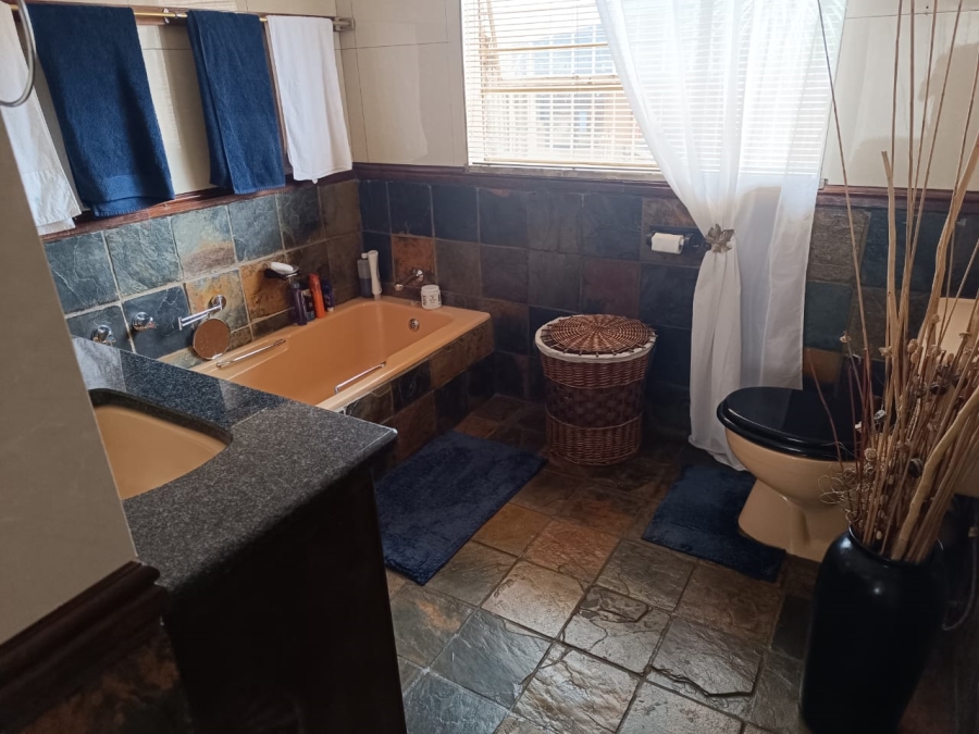 4 Bedroom Property for Sale in Culemborg Park Gauteng