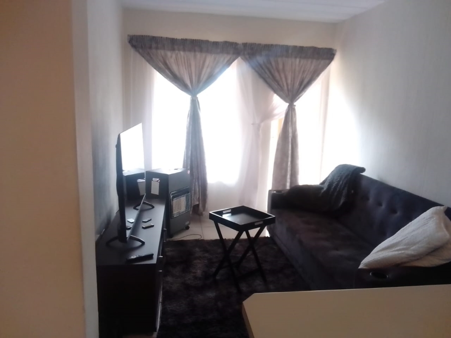 1 Bedroom Property for Sale in Horison Gauteng