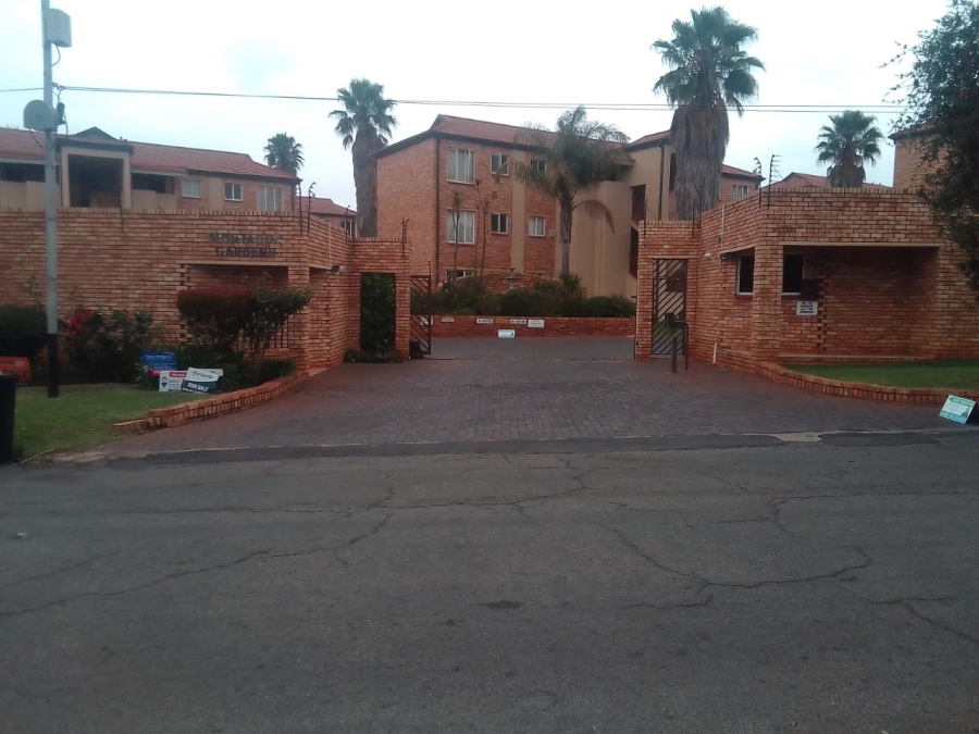 1 Bedroom Property for Sale in Horison Gauteng