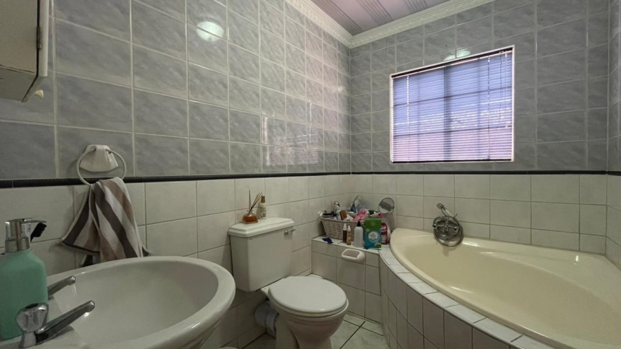 3 Bedroom Property for Sale in Culemborg Park Gauteng