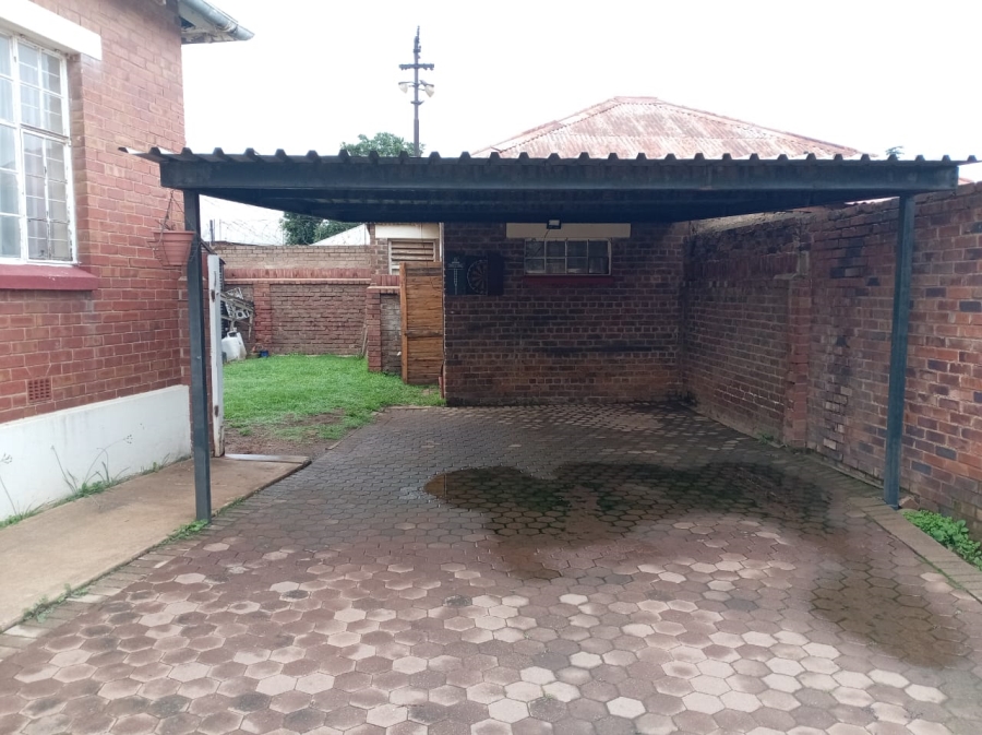 3 Bedroom Property for Sale in West Village Gauteng