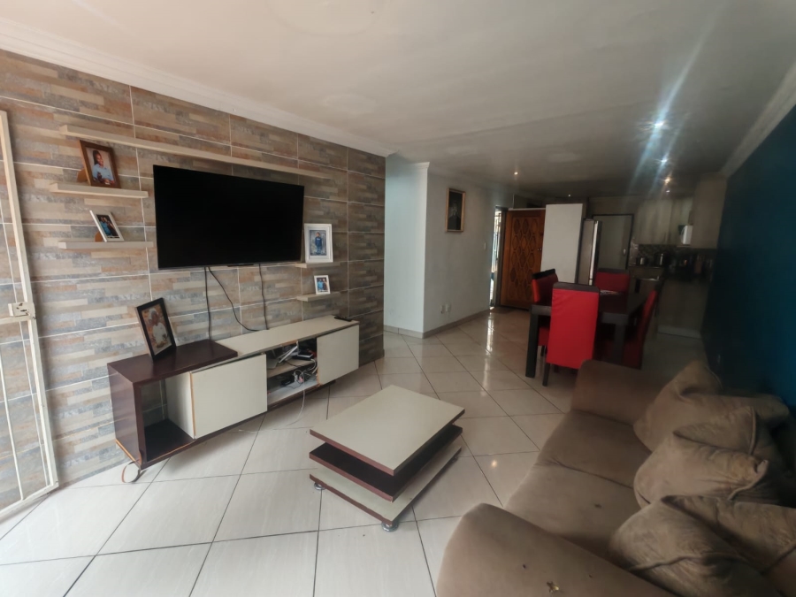 3 Bedroom Property for Sale in Florida Gauteng