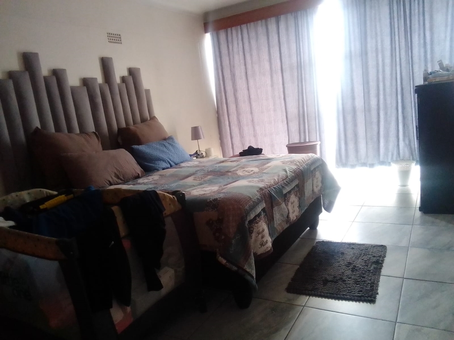 2 Bedroom Property for Sale in Krugersdorp Gauteng