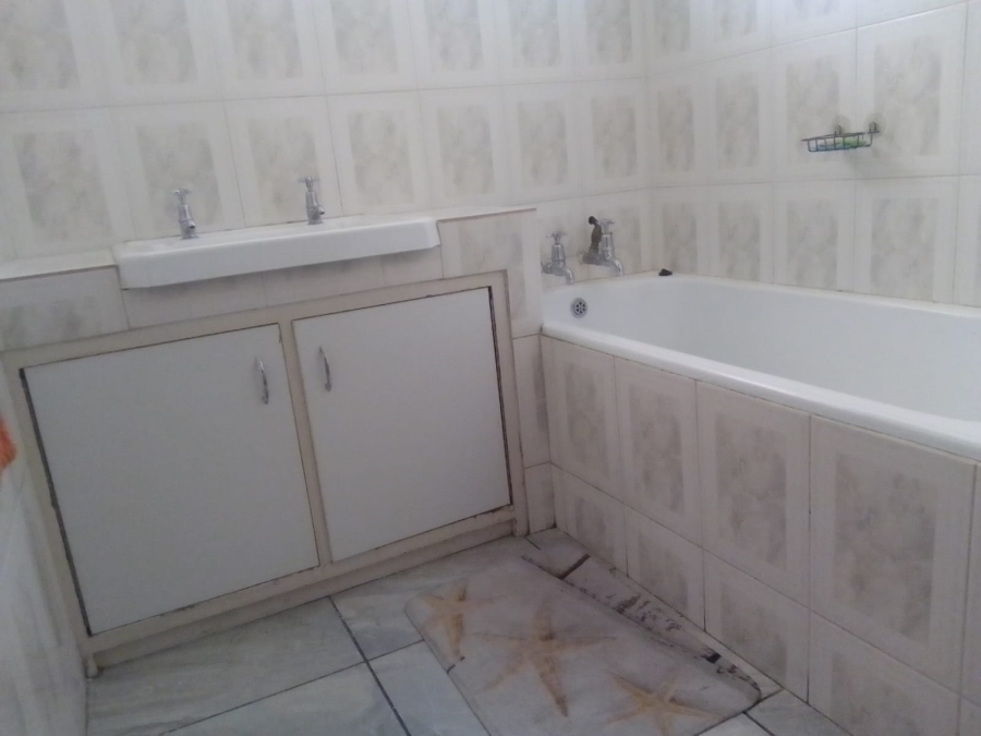 2 Bedroom Property for Sale in Krugersdorp Gauteng