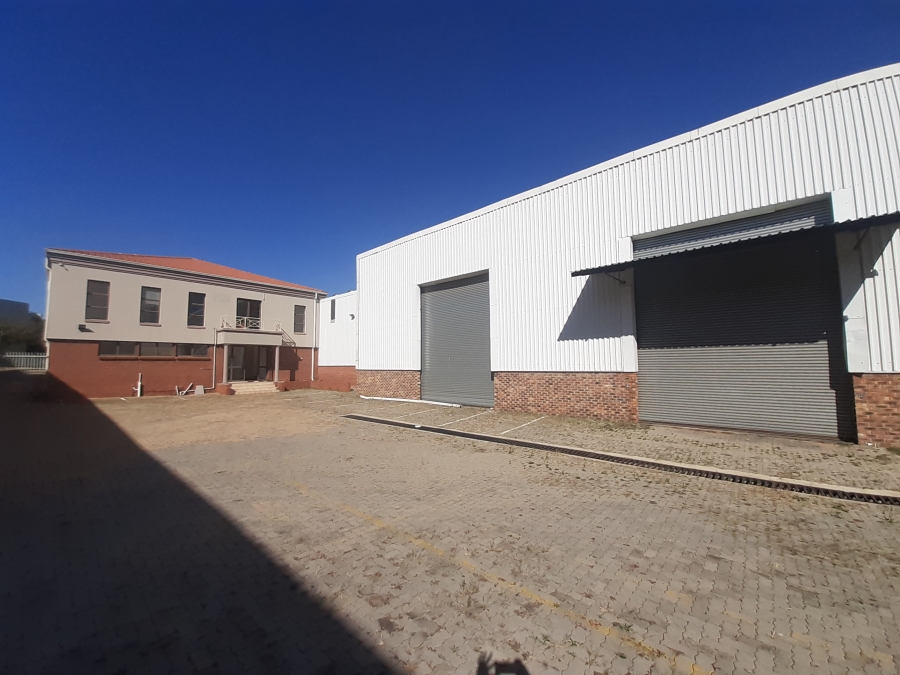 To Let commercial Property for Rent in Linbro Park Gauteng