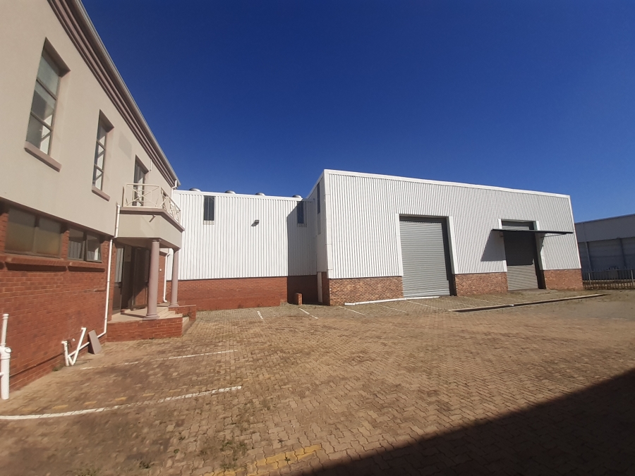 To Let commercial Property for Rent in Linbro Park Gauteng