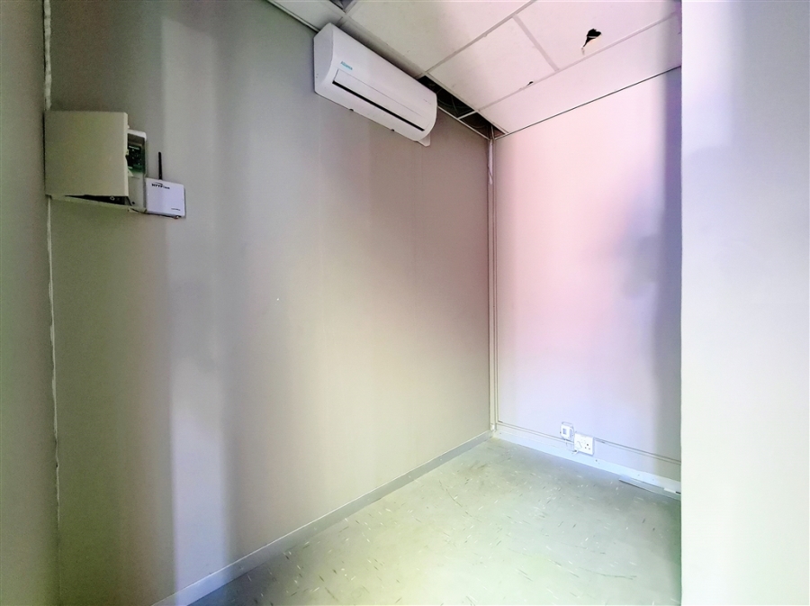 To Let commercial Property for Rent in Ruimsig Gauteng